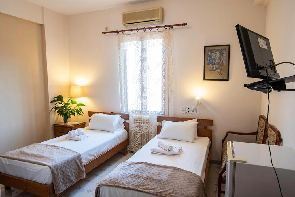 Koukonas Hotel Galaxidi Ngoại thất bức ảnh