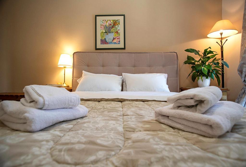 Koukonas Hotel Galaxidi Ngoại thất bức ảnh