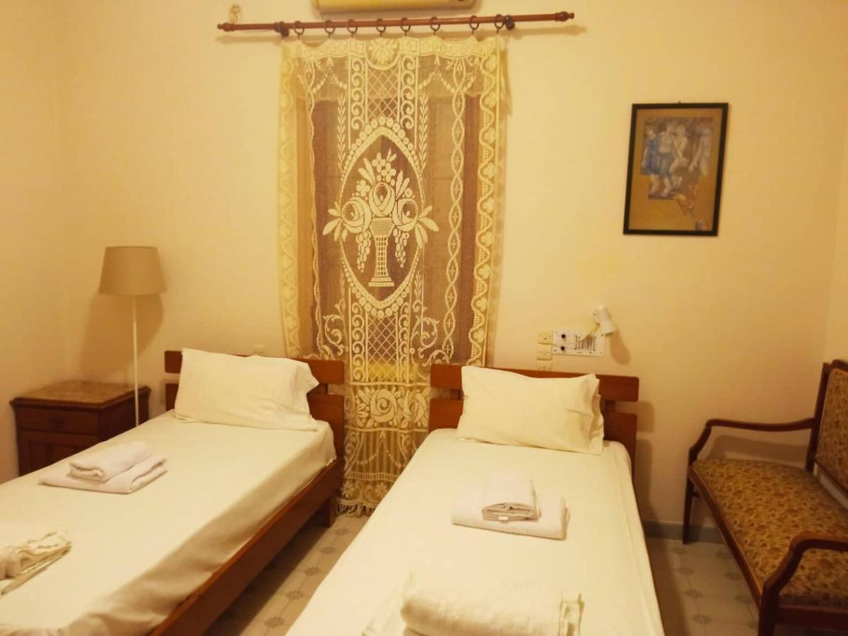 Koukonas Hotel Galaxidi Ngoại thất bức ảnh