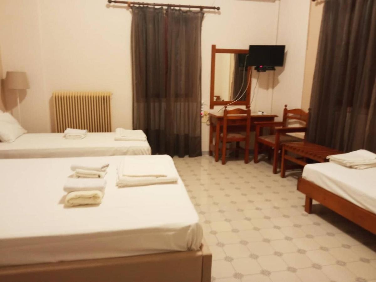 Koukonas Hotel Galaxidi Ngoại thất bức ảnh