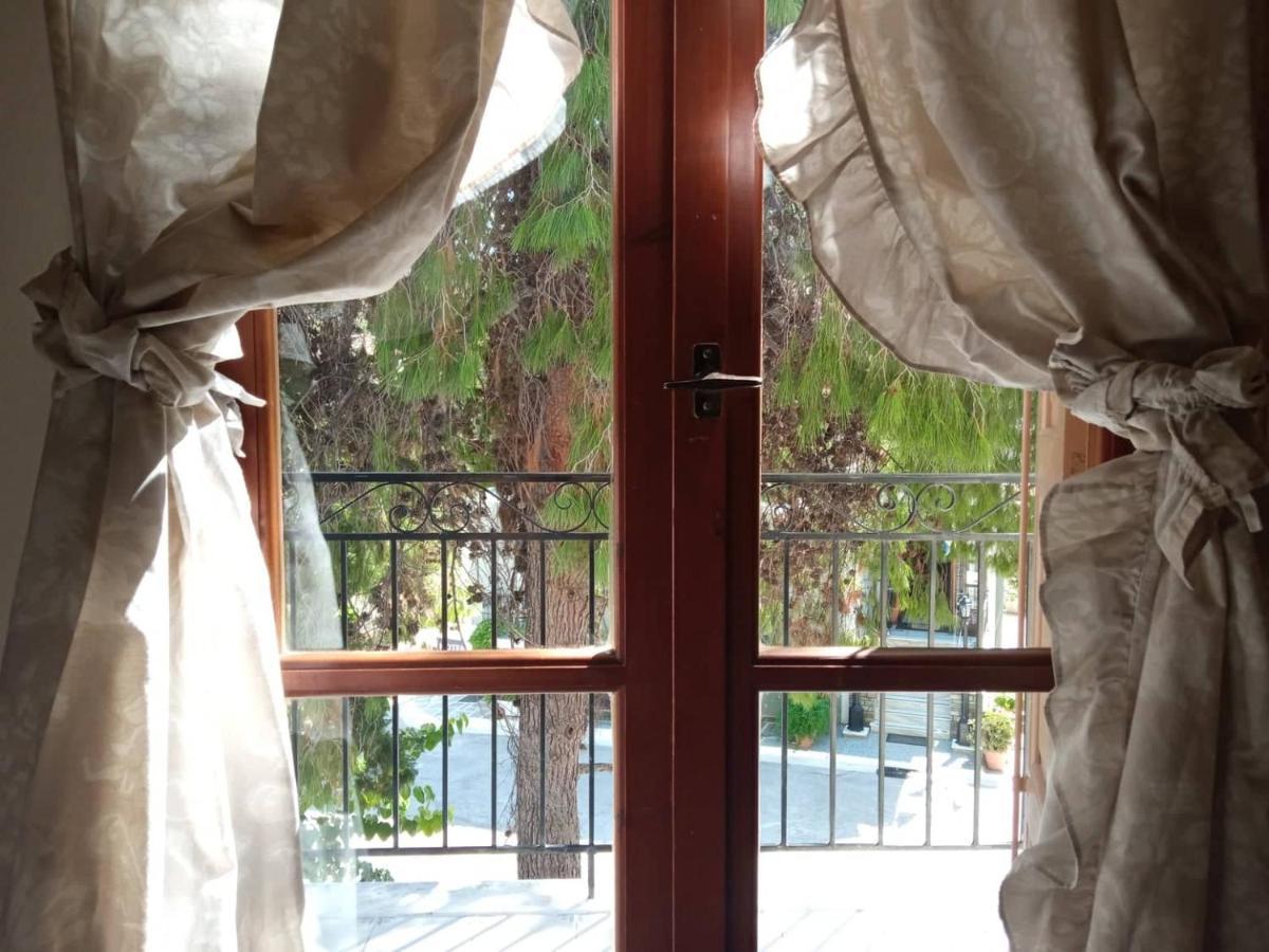 Koukonas Hotel Galaxidi Ngoại thất bức ảnh